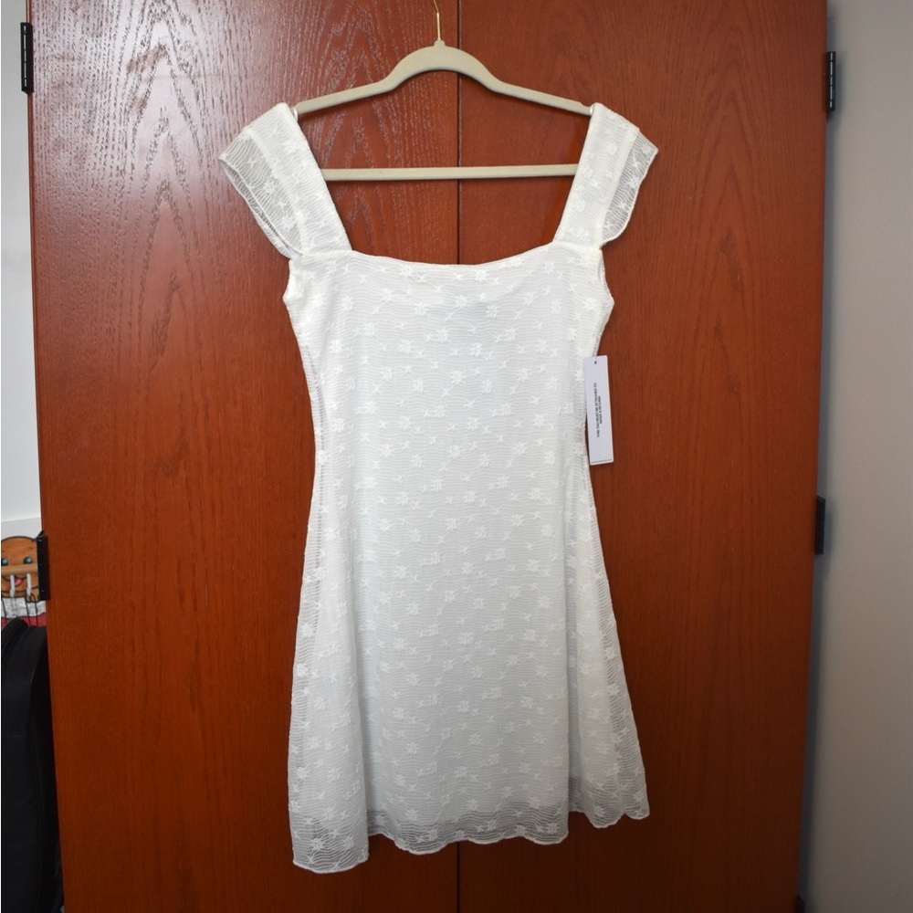 Princess Polly White, Lacy Square-Neck Dress - Picture 4 of 5